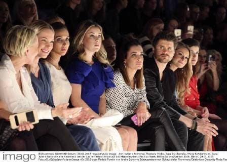 Ann-Kathrin Brömmel, Montana Yorke, Jana Ina Zarrella, Thore Schölermann, Jana Julie Kilka und Marie Nasemann bei der Laurel Fashion Show auf der Mercedes-Benz Fashion Week Berlin Autumn Winter 2016. Berlin, 20.01.2016 Foto:xS.xGabschx xFuturexImage