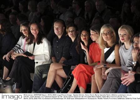 Natalia Wörner, Heino Ferch, Marie-Jeanette Ferch, Viktoria Lauterbach, Ursula Karven, Judith Milberg und Franziska Knuppe bei der Laurel Fashion Show auf der Mercedes-Benz Fashion Week Berlin Autumn Winter 2016. Berlin, 20.01.2016 Foto:xS.xGabschx xFuturexImage