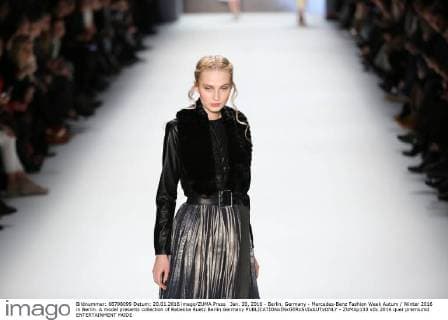 Jan. 20, 2016 - Berlin, Germany - Mercedes-Benz Fashion Week Autum Winter 2016 in Berlin. A model presents collection of Rebekka Ruetz Berlin Germany - ZUMAp133