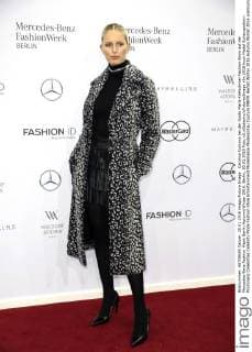 Karolina Kurkova bei der Guido Maria Kretschmer Fashion Show auf der Mercedes-Benz Fashion Week Berlin Autumn Winter 2016. Berlin, 20.01.2016 Foto:xS.xGabschx xFuturexImage