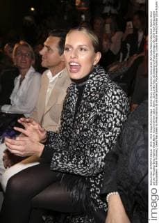Archie Drury und Karolina Kurkova bei der Guido Maria Kretschmer Fashion Show auf der Mercedes-Benz Fashion Week Berlin Autumn Winter 2016. Berlin, 20.01.2016 Foto:xS.xGabschx xFuturexImage