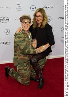 Rolf Scheider und Maren Gilzer - Ankunft zur Anja Gockel Fashion-Show im Rahmen der Mercedes-Benz Fashion Week Berlin Autumn Winter 2016 am Brandenburger Tor in Berlin am 19.01.2016. Mercedes-Benz Fashion Week Berlin Autumn Winter 2016