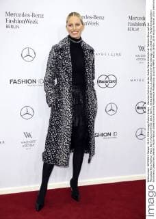 Karolina Kurkova bei der Guido Maria Kretschmer Fashion Show auf der Mercedes-Benz Fashion Week Berlin Autumn Winter 2016. Berlin, 20.01.2016 Foto:xS.xGabschx xFuturexImage