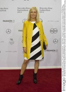 Judith Milberg - Ankunft zur Laurèl Fashion-Show im Rahmen der Mercedes-Benz Fashion Week Berlin Autumn Winter 2016 am Brandenburger Tor in Berlin am 19.01.2016. Mercedes-Benz Fashion Week Berlin Autumn Winter 2016