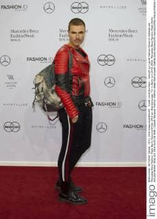 André Ulrich Borchers - Ankunft zur Laurèl Fashion-Show im Rahmen der Mercedes-Benz Fashion Week Berlin Autumn Winter 2016 am Brandenburger Tor in Berlin am 19.01.2016. Mercedes-Benz Fashion Week Berlin Autumn Winter 2016