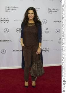 Mariella Ahrens - Ankunft zur Laurèl Fashion-Show im Rahmen der Mercedes-Benz Fashion Week Berlin Autumn Winter 2016 am Brandenburger Tor in Berlin am 19.01.2016. Mercedes-Benz Fashion Week Berlin Autumn Winter 2016