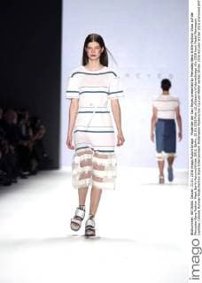 Model bei der Xavi Reyes presented by Mercedes-Benz & Elle Fashion Show auf der Mercedes-Benz Fashion Week Berlin Autumn Winter 2016. Berlin, 21.01.2016 Foto:xS.xGabschx xFuturexImage