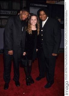 AMANDA BYNES with Kenan Thompson and Nick Cannon.1st annual T.V. guide awards at Fox Studios 1999.k14641lr. - ZUMAg49_