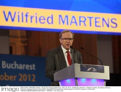 Oct. 18, 2012 - Bucharest, Romania - October 18,2012. Bucharest,Romania. Pictured: European People s Party (EPP) President Wilfried Martens making speech at the EPP Congress in Bucharest. - ZUMAx01_