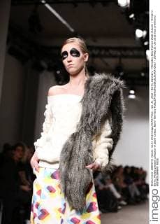 Jan. 22, 2016 - Berlin, Germany - Mercedes-Benz Fashion Week Autumn Winter in Berlin. Models present collection of Ioana Ciolacu. Berlin Germany - ZUMAp133