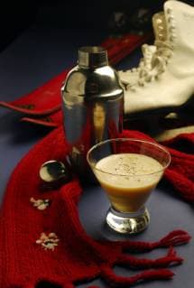 Oct. 24, 2012 - Walnut Crek, CA, USA - The best way to keep warm this holiday season is with a festive twist on the nog and toddy. Here, Southpaw s Tugboat Egg Nog. - ZUMAm67_