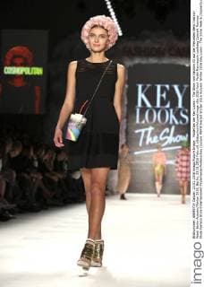 Model bei der Key Looks - The Show von Fashion ID auf der Mercedes-Benz Fashion Week Berlin Autumn Winter 2016. Berlin, 23.01.2016 Foto:xS.xGabschx xFuturexImage