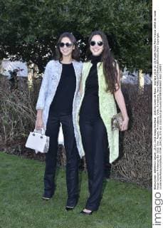 204236 Julien de Rosa Starface 2016-01-25 Musée Rodin Paris France Défilé de mode Haute Couture Printemps-Ete 2016. Dior. People. Arrivabene, Viola; Arrivabene, Vera  Copyright: xJulienxdexRosax xStarfacex STAR_204236_075