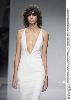 204232 Marineau Starface 2016-01-24 Paris France Defile haute couture Atellier Versace Printemps été 2016. Atelier Versace, Couture spring-summer 2016,Paris, France Editorial use only  Copyright: xMarineaux STAR_204232_082