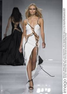 204232 Marineau Starface 2016-01-24 Paris France Defile haute couture Atellier Versace Printemps été 2016. Atelier Versace, Couture spring-summer 2016,Paris, France Editorial use only  Copyright: xMarineaux STAR_204232_102