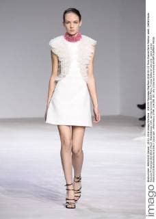 204259 Marineau Starface 2016-01-25 Paris France Paris Fashion week. Defilé Haute Couture Printemps été 2016 VALLI. Giambattista Valli, spring-summer 2016 Paris, France Editorial use only _sans_perso  Copyright: xMarineaux STAR_204259_001
