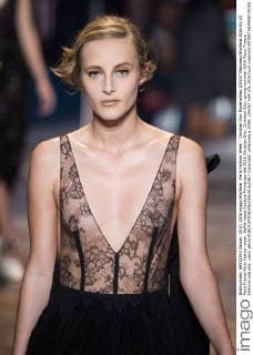 Paris Fashion Week - Christian Dior Modenschau 204257 Marineau Starface 2016-01-25 Paris France Paris Fashion week. Defilé Haute Couture Printemps été 2016 Christian Dior. Christian Dior, spring-summer 2016 Paris, France Editorial use only _sans_perso  Copyright: xMarineaux STAR_204257_044