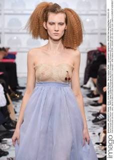 Paris Fashion Week - Schiaparelli Modenschau 204258 Marineau Starface 2016-01-25 Paris France Paris Fashion week. Defilé Haute Couture Printemps été 2016 Schiaparelli Schiaparelli, Couture spring-summer 2016 Paris, France Editorial use only _sans_perso  Copyright: xMarineaux STAR_204258_030