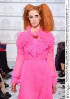Paris Fashion Week - Schiaparelli Modenschau 204258 Marineau Starface 2016-01-25 Paris France Paris Fashion week. Defilé Haute Couture Printemps été 2016 Schiaparelli Schiaparelli, Couture spring-summer 2016 Paris, France Editorial use only _sans_perso  Copyright: xMarineaux STAR_204258_055