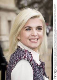 Cecile Cassel - Promis bei der Paris Fashion Week, Modenschau Chanel - 26 01 2016 JBAutissier Panoramic 