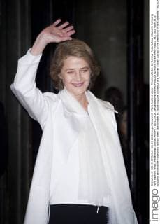 Paris Fashion Week - Prominente bei der Armani Modenschau Charlotte Rampling - Paris Fashion Week, Modenschau Giorgio Armani - 26 01 2016 JBAutissier Panoramic 