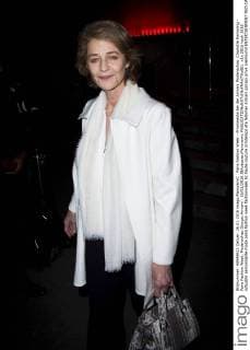 Paris Fashion Week - Prominente bei der Armani Modenschau Charlotte Rampling - Paris Fashion Week, Modenschau Giorgio Armani - 26 01 2016 JBAutissier Panoramic 