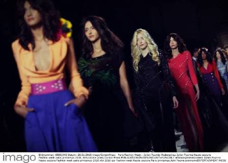 Paris Fashion Week - Julien Fournie Modenschau Julien Fournie Haute couture Fashion week paris printemps 2016, 644 cordon press Cordon Press  alfonsoxjimenezxvalero Julien Fournie Haute couture Fashion week paris printemps 2016