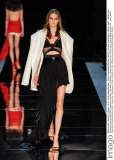 204294 Marineau Starface 2016-01-26 Paris France Paris Fashion week. Defilé Haute Couture Printemps été 2016 Alexandre Vauthier. Alexandre Vauthier, Couture spring-summer 2016, Paris, France Editorial use only _sans_perso  Copyright: xMarineaux STAR_204294_031