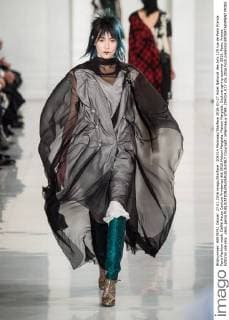 204314 Marineau Starface 2016-01-27 Hotel National des Arts 129 rue de Paris France Paris Fashion week. Defilé Haute Couture Printemps été 2016 Maison Margiela. Maison Margiela, Couture spring-summer 2016, Paris, France Editorial use only _sans_perso  Copyright: xMarineaux STAR_204314_017