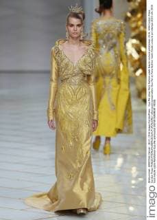 Guo Pei show Paris fashion week Haute couture primtemps 2016, 644 Cordon Press Cordon Press  alfonsoxjimenezxvalero Guo Pei at Paris fashion week Haute couture primtemps 2016