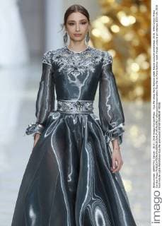 Guo Pei show Paris fashion week Haute couture primtemps 2016, 644 Cordon Press Cordon Press  alfonsoxjimenezxvalero Guo Pei at Paris fashion week Haute couture primtemps 2016
