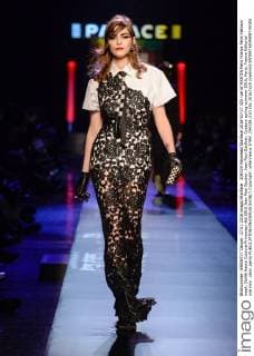 204339 Marineau Starface 2016-01-27 325 rue St MARTIN Paris France Paris Fashion week. Defilé Haute Couture Printemps été 2016 Jean Paul Gautier. Jean Paul Gaultier, Couture spring-summer 2016, Paris, France Editorial use only _sans_perso  Copyright: xMarineaux STAR_204339_010
