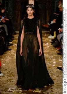 204338 Marineau Starface 2016-01-27 Hotel Salomon de Rothschild - 11 Ru Paris France Paris Fashion week. Defilé Haute Couture Printemps été 2016 Valentino. Valentino, Couture spring-summer 2016, Paris, France _sans_perso  Copyright: xMarineaux STAR_204338_009