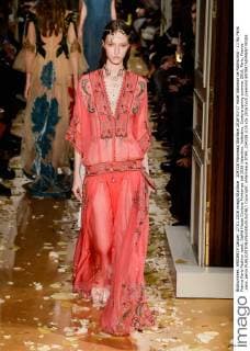 204338 Marineau Starface 2016-01-27 Hotel Salomon de Rothschild - 11 Ru Paris France Paris Fashion week. Defilé Haute Couture Printemps été 2016 Valentino. Valentino, Couture spring-summer 2016, Paris, France _sans_perso  Copyright: xMarineaux STAR_204338_019