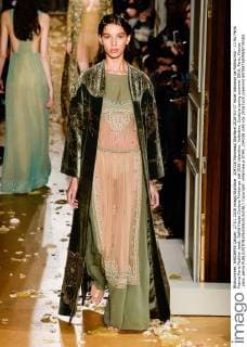 204338 Marineau Starface 2016-01-27 Hotel Salomon de Rothschild - 11 Ru Paris France Paris Fashion week. Defilé Haute Couture Printemps été 2016 Valentino. Valentino, Couture spring-summer 2016, Paris, France _sans_perso  Copyright: xMarineaux STAR_204338_048