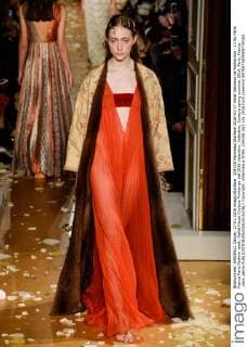 204338 Marineau Starface 2016-01-27 Hotel Salomon de Rothschild - 11 Ru Paris France Paris Fashion week. Defilé Haute Couture Printemps été 2016 Valentino. Valentino, Couture spring-summer 2016, Paris, France _sans_perso  Copyright: xMarineaux STAR_204338_062
