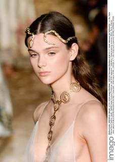204338 Marineau Starface 2016-01-27 Hotel Salomon de Rothschild - 11 Ru Paris France Paris Fashion week. Defilé Haute Couture Printemps été 2016 Valentino. Valentino, Couture spring-summer 2016, Paris, France _sans_perso  Copyright: xMarineaux STAR_204338_077
