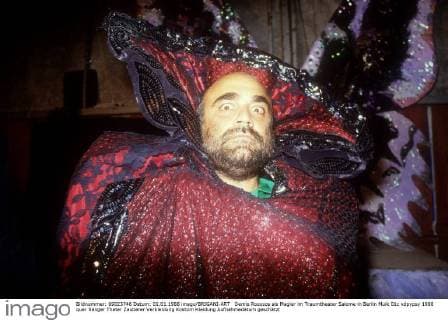 Demis Roussos als Magier im Traumtheater Salome in Berlin