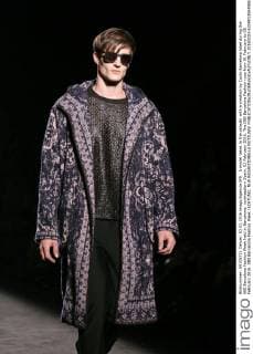 A model takes to the catwalk with a creation by Custo Barcelona label during the 080 Barcelona Fashion Week held in Barcelona, northeastern Spain, 03 February 2016. The 080 Barcelona Fashion runs from 01 February to 05 February 2016. 080 Barcelona Fashion Week !ACHTUNG: NUR REDAKTIONELLE NUTZUNG!  20160203-635901350488599898