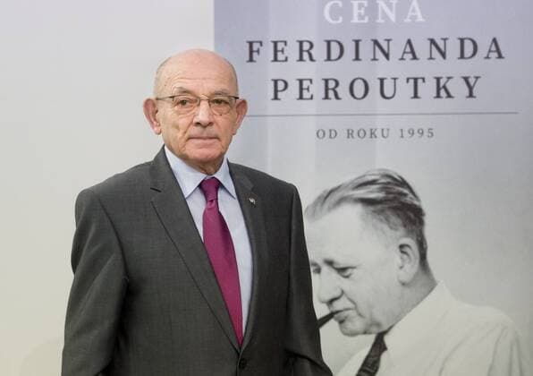 The annual Czech journalism Ferdinand Peroutka Prize for 2015 was given to Marek Wollner, chief editor of investigative journalism of the public Czech Television (CT), and Lubos Dobrovsky, photo, journalist and former dissident and politician, in the DOX centre in Prague today, on Thursday, February 4, 2016. (CTKxPhoto VitxSimanek) CTKPhotoP201602040993301  VIS 005