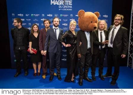 Bilder des Tages Feb. 6, 2016 - Brussels, Belgium - The team of the movie The Brown Bear , at the Magritte who awards the best of the Belgian French Speaking Industry. Brussels Belgium - ZUMAp133
