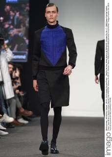 Desfile de Juan Brea dentro de MFSHOW Women.fw 16-17. 588 Diego Puerta Cordon Press Juan Brea s fashion show framed into MFSHOW Women.fw 16-17. Cordon Press  DiegoxPuerta