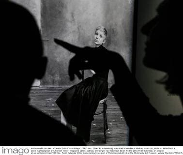 The Cal: Ausstellung zum Pirelli Kalender in Moskau MOSCOW, RUSSIA. FEBRUARY 9, 2016. A photograph of American writer, magazine editor, actress, and singer Tavi Gevinson taken for the 2016 Pirelli Calendar, on display at an exhibition titled THE CAL: Pirelli Calendar 2016. Annie Leibovitz as part of Photobiennale 2016 at the Multimedia Art Museum. Valery Sharifulin TASS  TS016E1E
