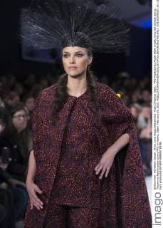 Madrid Fashion Week - MFS Modenschau Model Helen Lindes walks the catwalk during Tresemme fashion show during MFS in Madrid, Spain. February 09, 2016.  (20160209008)