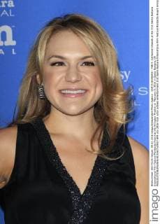 SANTA BARBARA - FEB 9: Catherine Urbanek at the 31st Santa Barbara International Film Festival Montecito Award at the Arlington Theatre on February 9, 2016 in Santa Barbara, CA  HPA