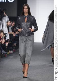 Madrid Fashion Week - Elena Miro Modenschau A model presents Elena Miro new collection during Madrid Fashion Show MFS in Madrid, Spain. February 10, 2016.  (20160210060)