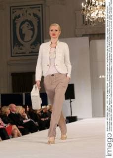 Franziska Knuppe auf dem Laufsteg bei der Liz Malraux Summer Romance Spring Summer Modenschau am 11.02.2016 in Hamburg Liz Malraux Spring Summer Modenschau in Hamburg, 2016 