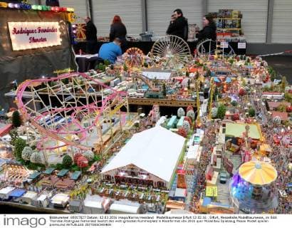 Modellbaumesse Erfurt 12.02.16 , Erfurt, Messehalle,Modellbaumesse, im Bild: Thorsten Rodriguez Fernandez besitzt den wohl grössten Rummelplatz in Kleinformat