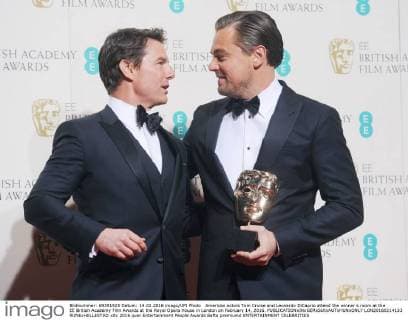 American actors Tom Cruise and Leonardo DiCaprio attend the winner s room at the EE British Academy Film Awards at the Royal Opera House in London on February 14, 2016.  LON20160214133 RUNExHELLESTAD