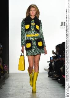 Karlie Kloss walks the runway at the Jeremy Scott 2016 Collection at The Arc, Skylight at Moynihan Station during Fall 2016 New York Fashion Week on February 15, 2016 in New York City.  NYP20160215882 ANDREAxHANKS